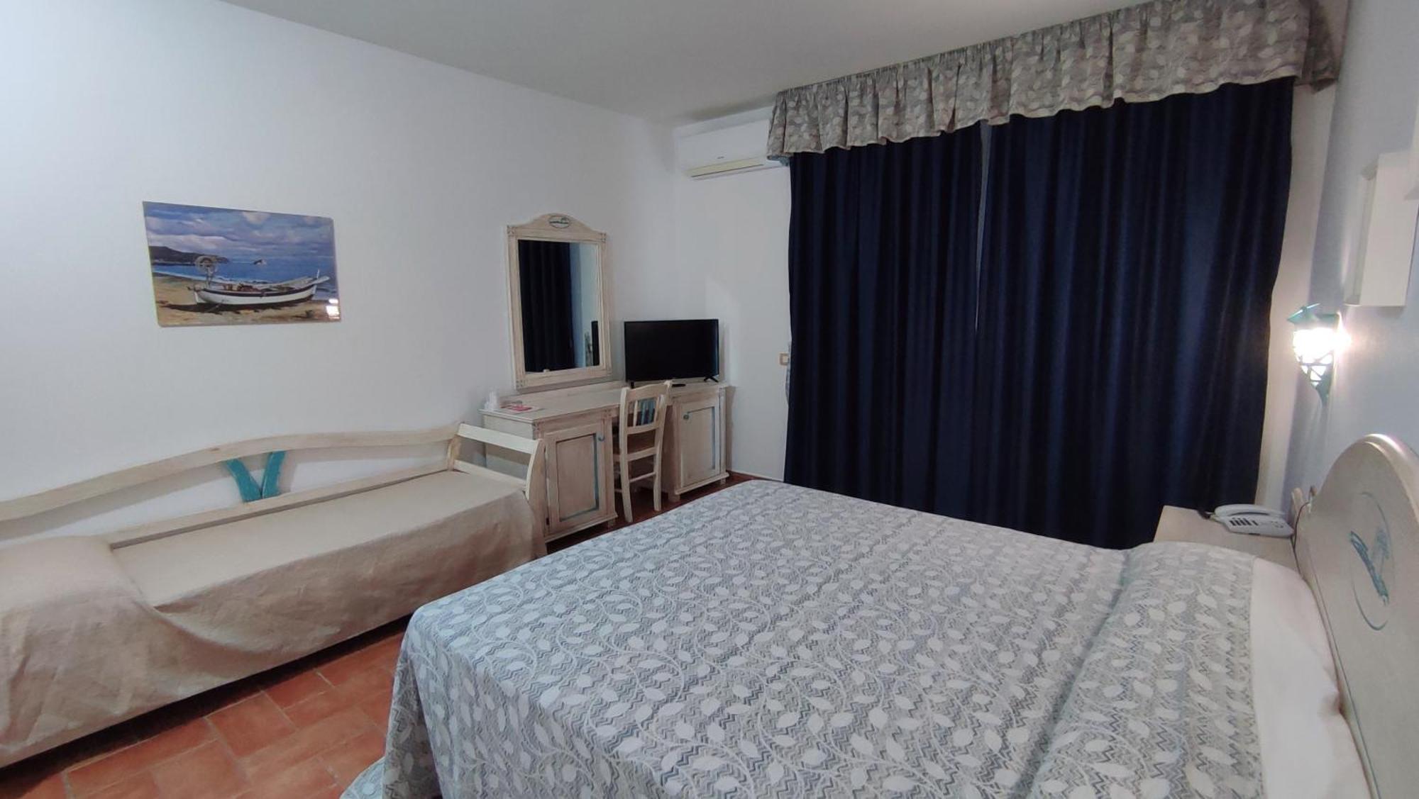 Hotel Le Sabbie Calasetta Kültér fotó